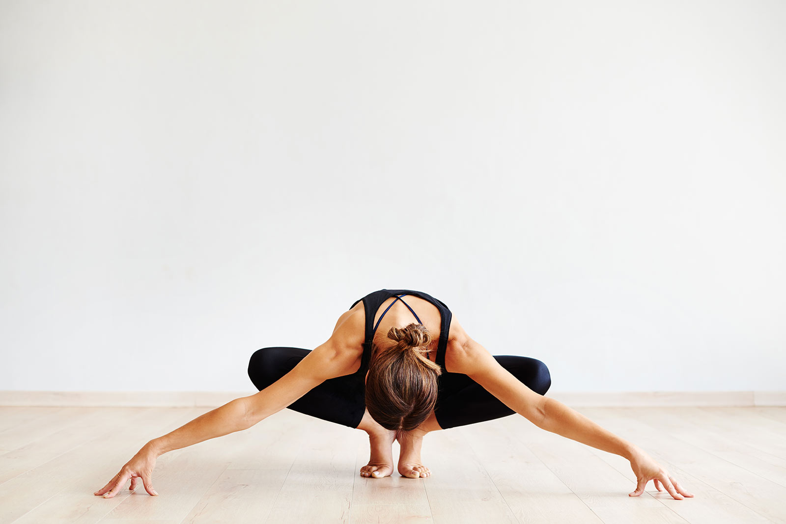 YOGAWERK-Reutlingen-YOGA-Haltung YOGAWERK Reutlingen YogaleherIn Ausbildung
